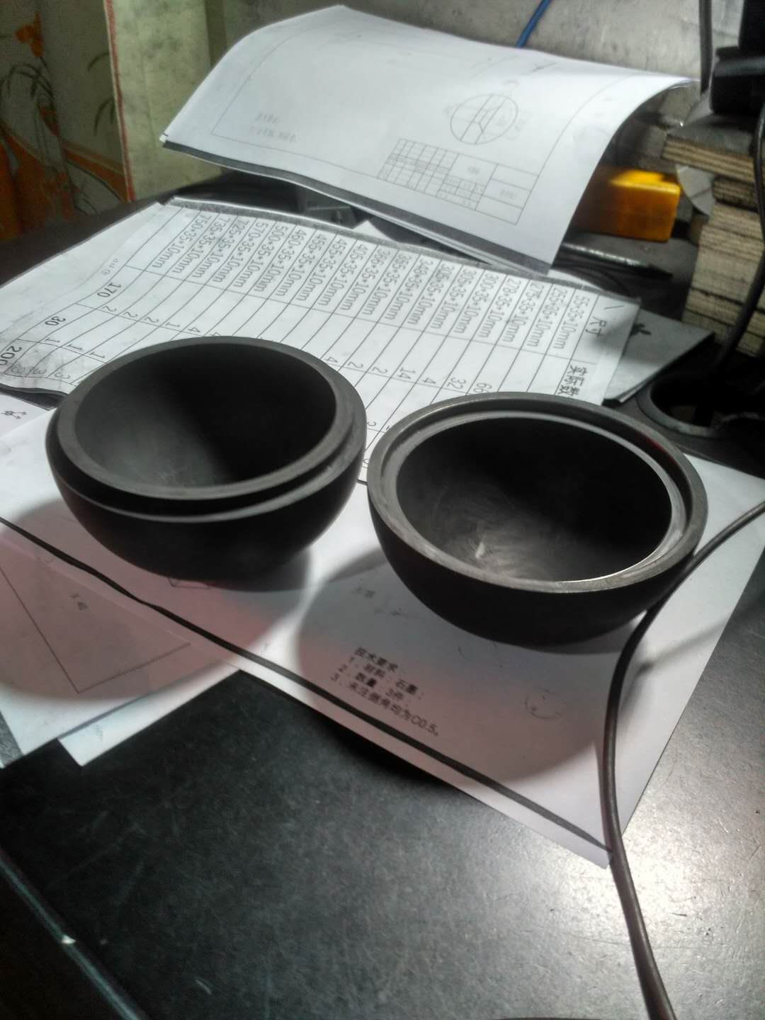 石墨坩堝價(jià)格