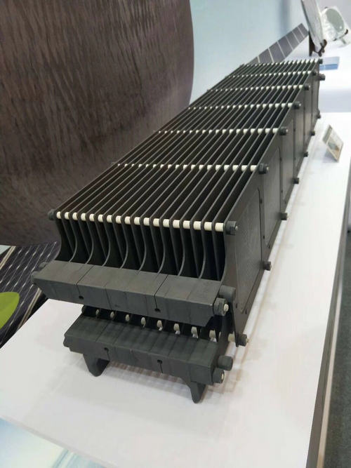 北京石墨模具在清洗的時(shí)候需要注意哪些問題呢？